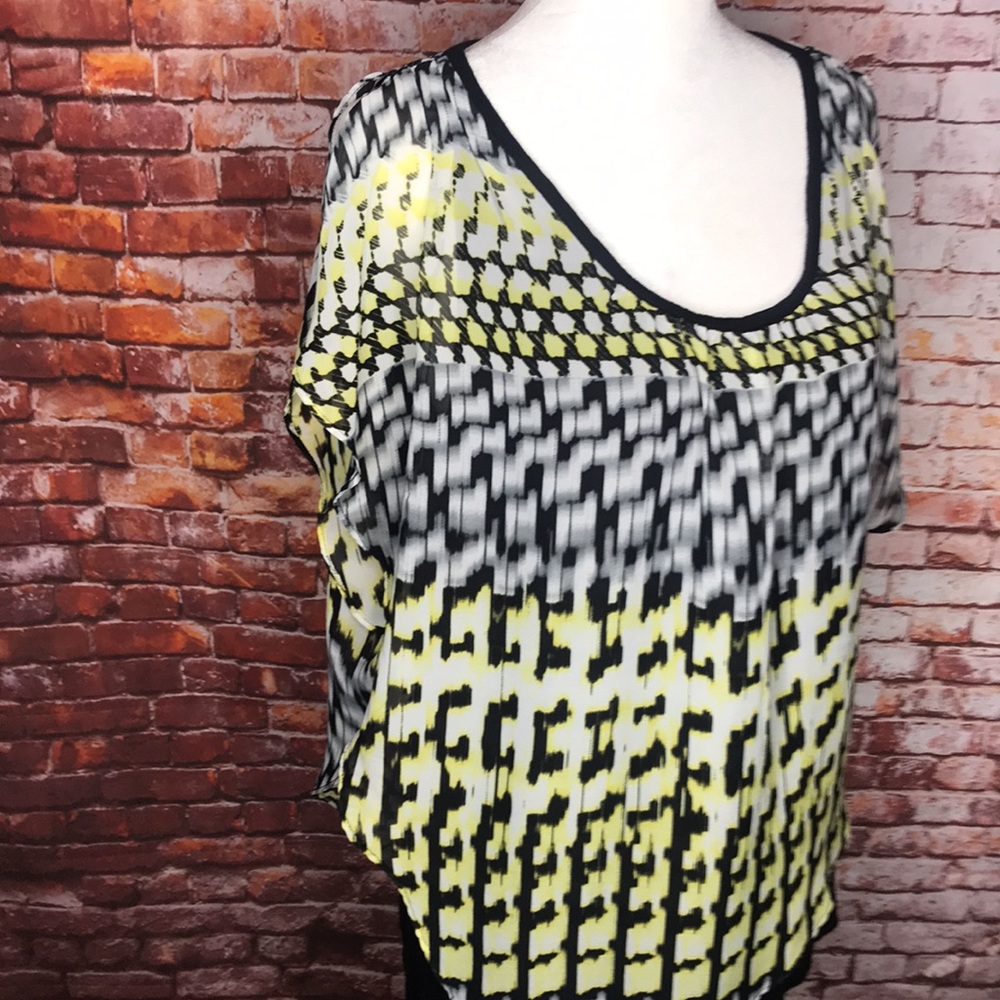 AB Studio Yellow Black and White Geometric Print Overlay Blouse - Picture 7 of 13
